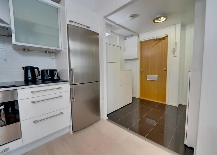 דירה Upea Kolmio+sauna Parhaalla Paikalla! טמפרה